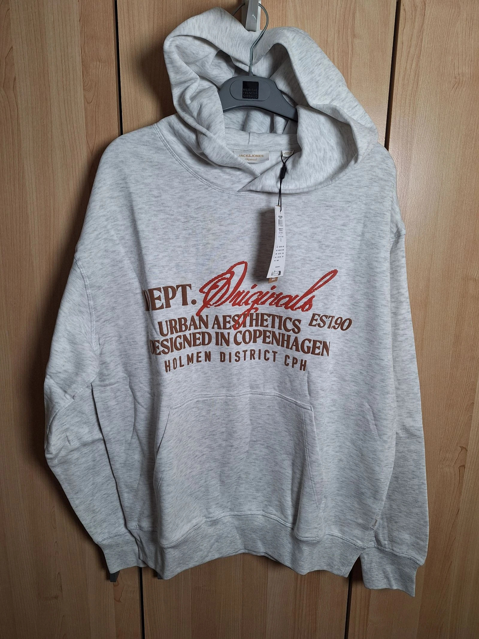 sweat a capuche jack and jones gris clair taille l neuf avec etiquette

